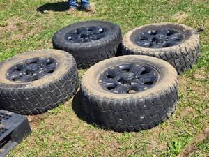 lot 41 image: Set of 4 Supermax All-Terrain Tires and Rims 35x12.50R20LT off of a 2021 Dodge Ram 2500 - See All Pics