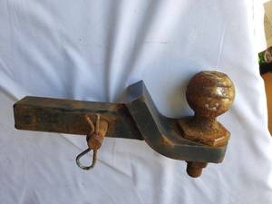 lot 86 image: Steel Trailer Hitch Ball Mount - Subaru Light Duty