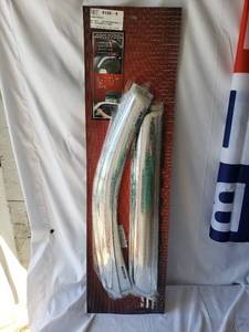 lot 112 image: Sidewind Deflectors Part No. 6158-8  for 2004-2008 Ford F-150 SuperCrew and 2006-2009 Lincoln Mark LT