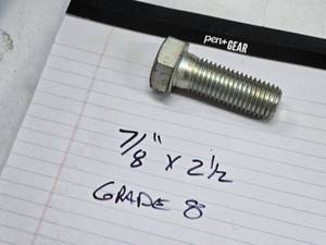 lot 120 image: Lot of Approximately 100 Grade 8 Bolts - 78 x 2.5