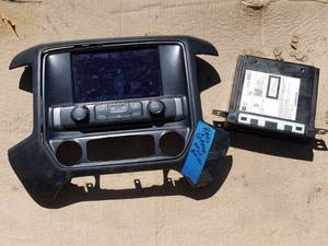 lot 122 image: 2015 Chevy Factory OEM Radio and Control Panel - Worked When Removed