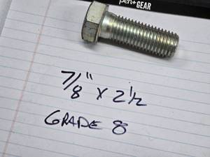 lot 118 image: Lot of Approximately 100 Grade 8 Bolts - 78 x 2.5
