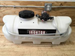 lot 39 image: Ironton Spot Sprayer 16-Gallon Tank