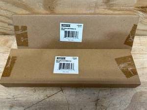 lot 140 image: (2) 2 PIECE CUSHION GRIP ADJUSTABLE WR 0122510