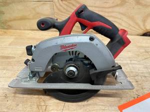 lot 188 image: Milwaukee M18 18V Lithium-Ion Cordless 6-12 in. Circular Saw (Tool-Only)