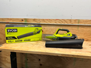 lot 61 image: RYOBI 135 MPH 440 CFM 8 Amp Corded Electric Jet Fan Blower