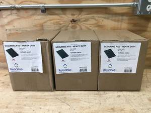 lot 35 image: Lot of 3 Boxes of - Scouring Pads