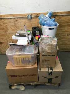 lot 32 image: Pallet of Various Products