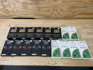 lot 194 image: Lot of Assorted Ear Phones