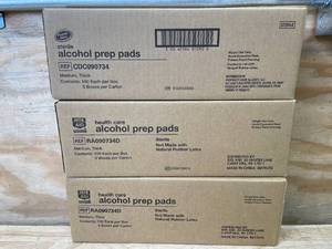 lot 201 image: Lot of 3 Boxes of - Alcohol Prep Pads