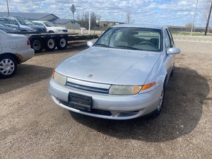 lot 22 image: 2002 Saturn L300