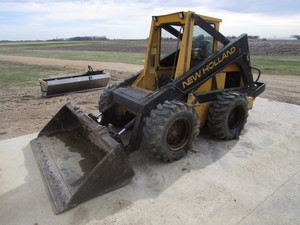 New Holland Skid Steer