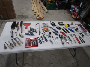 lot 29 image: Misc Tools