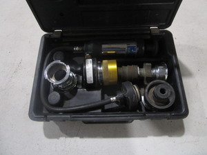 lot 36 image: Stant Automotive Cooling System Pressure Tester