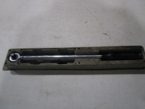 lot 41 image: Craftsman 12 Drive Torque Wrench