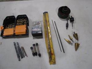 lot 43 image: Misc Drill Bits & Hole Saws