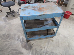 lot 62 image: Metal Shop Cart