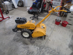 lot 64 image: Cub Cadet RT65 Tiller