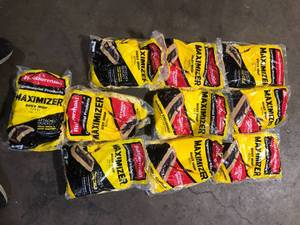 lot 27 image: Lot of Rubbermaid Commercial  Products Dust Mop Customer Returns See Pictures