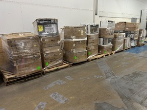 Flash Auction!- 9 Pallets (54 units) 33 Air Conditioners and 21 Dehumidifiers- Ends May 6th at 7:25pm