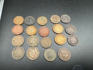 lot 79 image: 19 Mixed Date Indian Head Cents