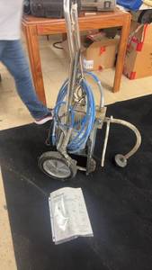 lot 35 image: Wagner 505 High Performance Airless Paint Sprayer