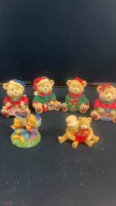 lot 70 image: Set of 6 Holiday-Themed Bear Figurines