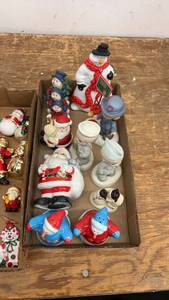 lot 91 image: Collection of 20 Assorted Christmas Decorations