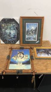 lot 147 image: Collection of 5 Wolf-Themed Art Pieces and Decor Items
