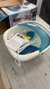 lot 160 image: Homedics Bubble Spa Elite Footbath with Heat Boost