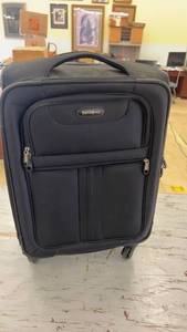 lot 161 image: Samsonite Wheeled Carry-On Luggage