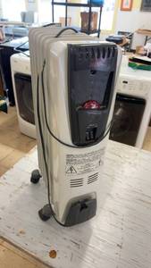 lot 163 image: SafeHeat Thermostat-Controlled Electric Heater