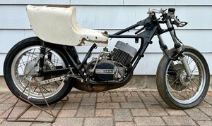Vintage Yamaha Motorcycle -Project Bike for Parts Only