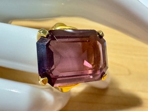 lot 20G image: Vintage Vendome Purple Colored Adjustable Ring