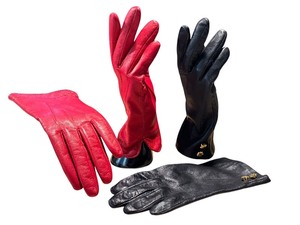 lot 21A image: Two Pairs of Ladies Leather Gloves