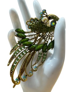 lot 40G image: Colorful Peacock Metal and Rhinestone Hairclip