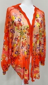 lot 21 image: Colorful Boho Chic by Fuzzi  Boho Kaftan