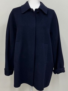lot 35 image: Beautiful Cucito a Mano - 100% Virgin Wool Unlined Coat