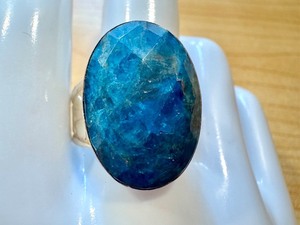 lot 11J image: Elegant Blue Apatite Gemstone Ring with Silver Band