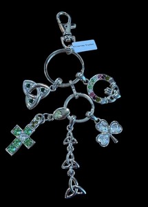 lot 12J image: Killarney Crystal Charm Keychain from Ireland