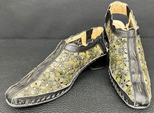 lot 85 image: Pikolinos - Romana Closed Toe Black, Green & Yellow Leather Slingbacks - Size 38 (7 12)