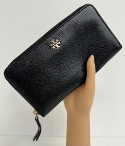 lot 44 image: Tory Burch Zip Around Black Textured Leather Wallet with Gold Hardware