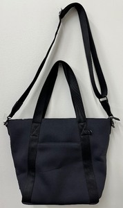 lot 110 image: Citi Collective Black Medium Tote with Handles and Detachable Strap