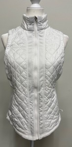 lot 115 image: Womens White Quilted Vest by Athleta - Size Medium