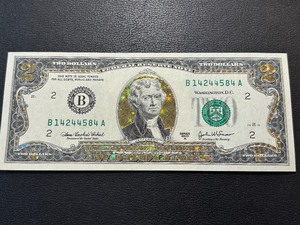 lot 2 image: 2003 A $2 Dollar Note Gold Colorized Uncirculated