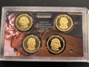 lot 52 image: Presidential Dollar Coin Set