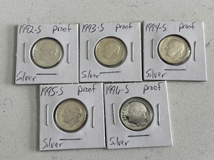 lot 184 image: Roosevelt Silver Dime Proofs