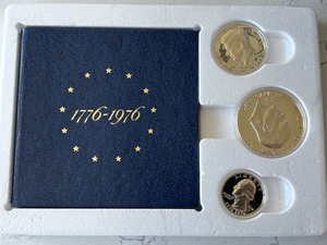 lot 105 image: 1976-S Bicentennial Silver Proof Set