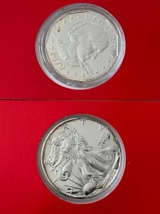lot 114 image: Jumbo Replica Coins