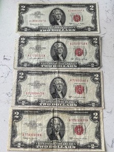 lot 122 image: 1953 Red Seal $2 Dollar Notes